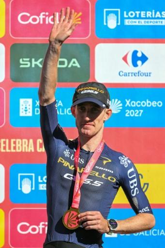 Le cycliste irlandais Eddie Dunbar, vainqueur de la 19e étape du Tour d'Espagne, à Alto de Peñas Blancas, le 11 septembre 2026 — JORGE GUERRERO / AFP