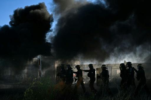 Alta dos combustíveis provoca protestos em todo o mundo