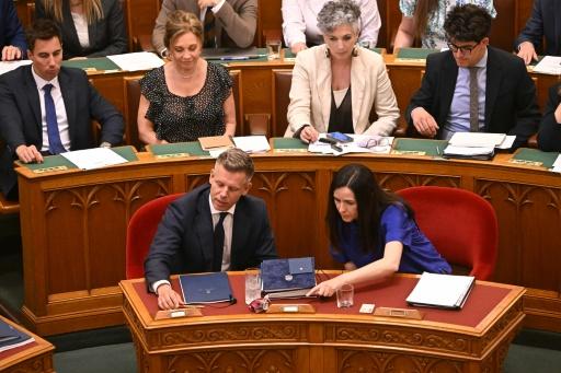 Hungría expulsa a 10 empleados de la representación rusa por "actividades inaceptables"