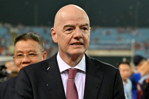 Infantino zeigt sich offen für Dialog über Reformen
