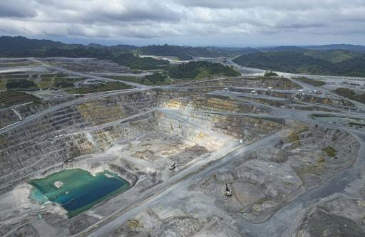 Panama ministers push for reopening of huge open-pit copper mine