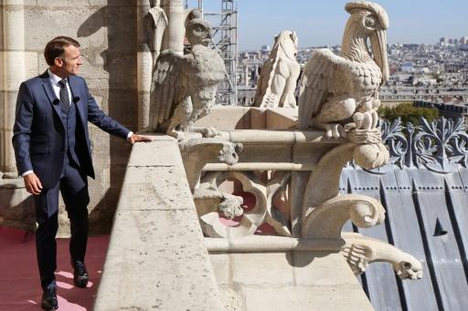 Le président de la République Emmanuel Macron à Notre-Dame de Paris le 19 septembre 2025 — Ludovic MARIN / AFP
