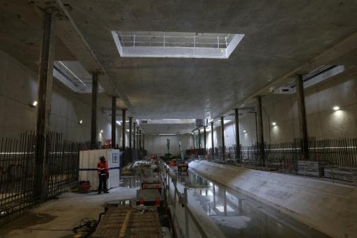 A Nanterre-la Folie, le chantier de construction de la gare de la ligne 15 du futur metro du Grand Paris Express, photographié le 2 septembre 2026, se situe à 25 mètres sous terre — Thomas SAMSON / AFP