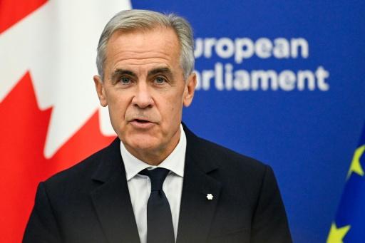 Mark Carney balaie les menaces de Trump et salue une "nouvelle alliance" avec l'UE