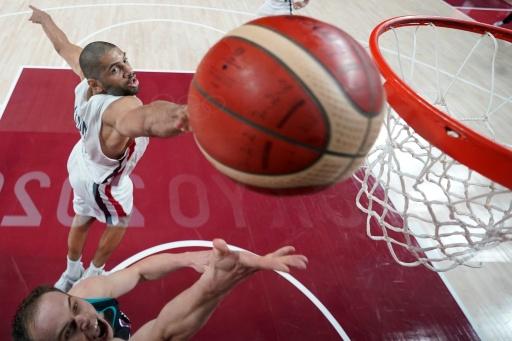 Basket: Batum "Batman" remise sa cape au placard