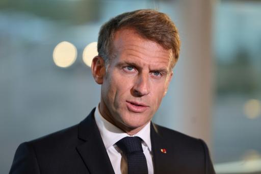 Saint-Pierre-et-Miquelon est "français"  répond Macron à Trump à son arrivée dans l'archipel