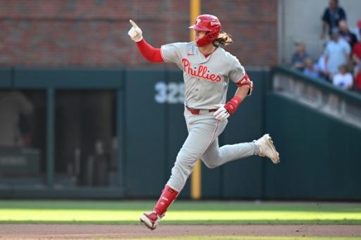 Bohm's blast keeps Phillies alive in MLB playoffs