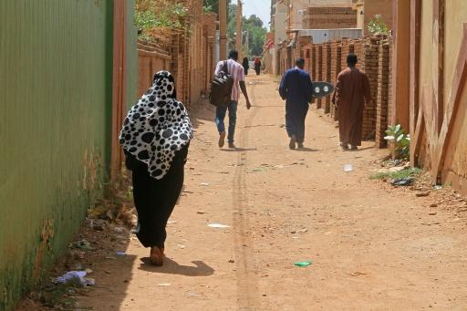 Those with money have stayed abroad, with returnees concentrated in working-class neighbourhoods — Ebrahim Hamid / AFP