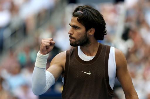 Alcaraz vence sem sustos e vai às oitavas do US Open