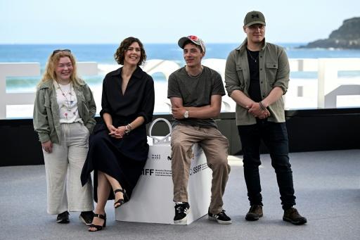 El director colombiano Juan Miguel Gelacio posa durante una entrevista en el Festival de cine de San Sebastián, en el norte de España, el 20 de septiembre de 2026 — ANDER GILLENEA / AFP