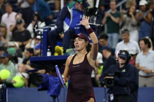 Pegula tops Cirstea to reach US Open quarter-finals