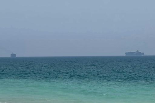 Segundo navio reporta impacto nas águas de Ormuz, diz agência britância