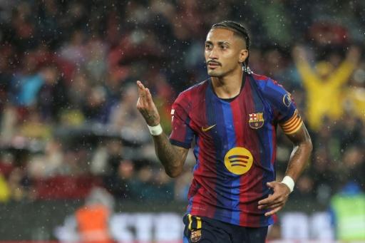 Barcelona encaminha renovação de Raphinha até 2030
