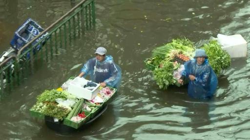 Bangkok residents battle flooding for fourth consecutive day
