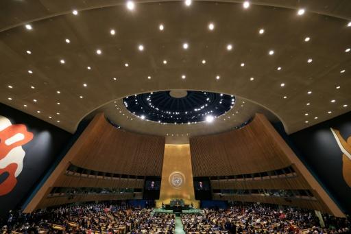 La salle de l'Assemblée générale des Nations unies pendant le discours du président du Brésil Lula, le 22 septembre 2026 à New York — TIMOTHY A. CLARY / AFP