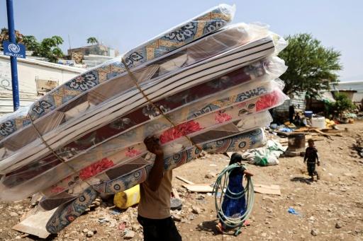 أكثر من 140 قتيلا في الاشتباكات بين القوات اليمنية والحوثيين منذ السبت (مصادر عسكرية)