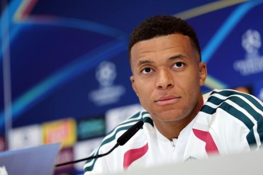 "Pode ser um bom ano para ganhar a Bola de Ouro", diz Mbappé