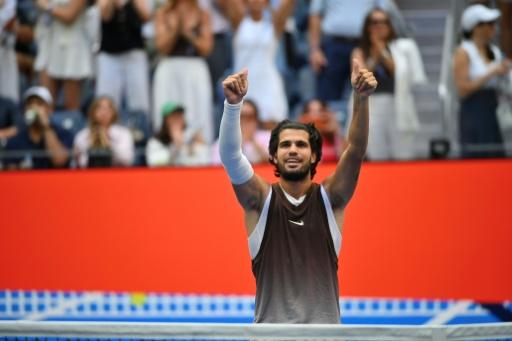 US Open: Alcaraz et Pegula gagnent sans convaincre, Sabalenka et Medvedev filent en huitièmes