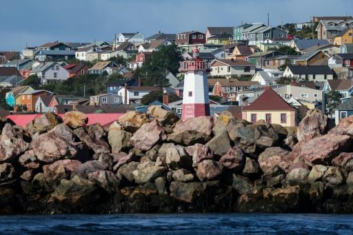 En plein Atlantique Nord, face à Trump, Français et "fier de l'être"