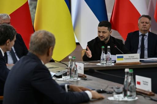 Zelensky inaugure en Ukraine le premier sommet des pays des Carpates