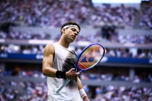 L'Américain Ben Shelton durant sa finale, perdue, contre l'Allemand Alexander Zverev, le 13 septembre 2026 à l'US Open — CHARLY TRIBALLEAU / AFP