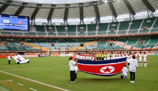 Asian Games crowds in spotlight as 998 see hosts in 50,000 stadium