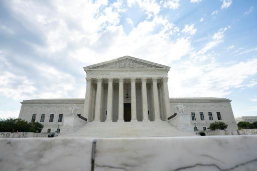 Trump asks for lifting of court block on mail-in ballot curbs