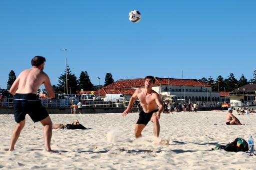 Miles de jóvenes llegan cada año a Australia con las populares "working holiday visas (visados de trabajo y vacaciones), un programa que les permite trabajar y recorrer el país durante un período de hasta tres años — Xiaoyu Yin / AFP