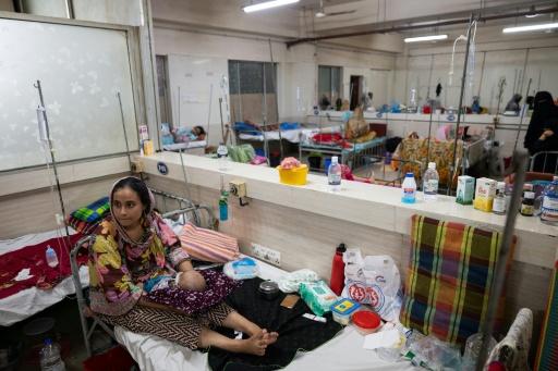 Brote de sarampión en Bangladés se acerca a la sombría cifra de 1.000 niños muertos