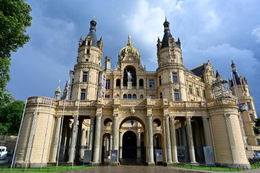 Umfrage: AfD in Mecklenburg-Vorpommern weiter vorn - SPD macht Boden gut