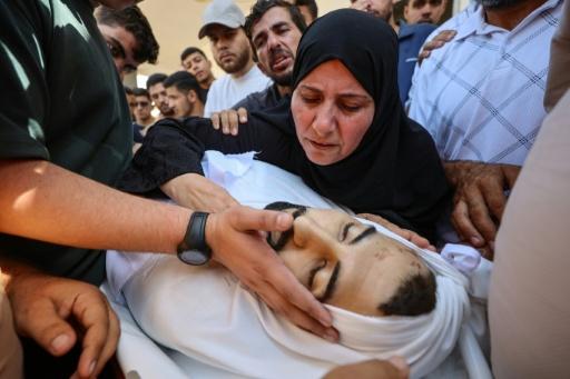 وزارة الصحة في غزة تعلن مقتل أربعة أشخاص بينهم طفلة بنيران إسرائيل