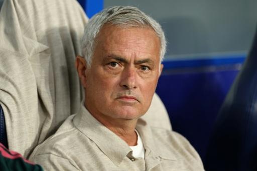 El entrenador del Real Madrid Jose Mourinho durante un partido contra el RCD Espanyol, en Cornella de Llobregat, el 22 de agosto de 2026 — Josep LAGO / AFP