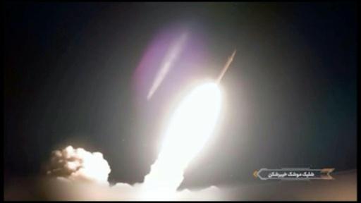 Irã mira bases dos EUA em resposta a novos bombardeios