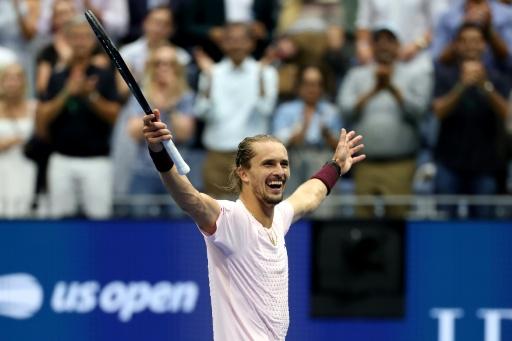 Alexander Zverev celebra su victoria en la final del US Open el 13 de septiembre de 2026 — AL BELLO