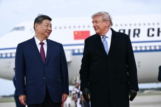 Asian markets fall on US-China jitters as leaders meet