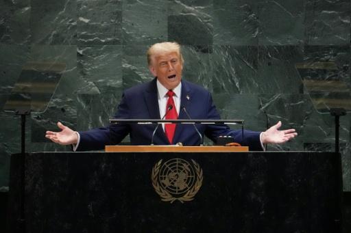 Trump chega à Assembleia Geral da ONU atolado na guerra com o Irã