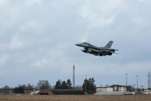 Pilot bei Absturz von F-16-Kampfjet auf US-Stützpunkt Spangdahlem verletzt