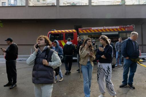 Daytime Russian attacks kill five in Kyiv