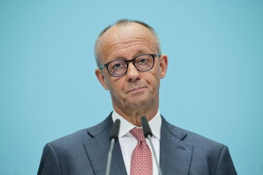 Merz promete manter governo pelo 'futuro democrático' da Alemanha