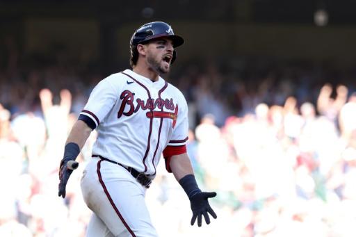 Riley's homer lifts Braves over Phillies in MLB playoffs