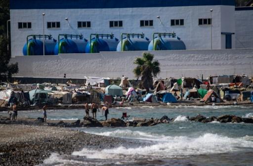 Quelque 1.700 migrants transférés des plages de Ceuta vers le port de l'enclave espagnole