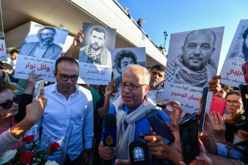 مئات التونسيين يطالبون بالإفراج عن نشطاء مسجونين من "أسطول الصمود"