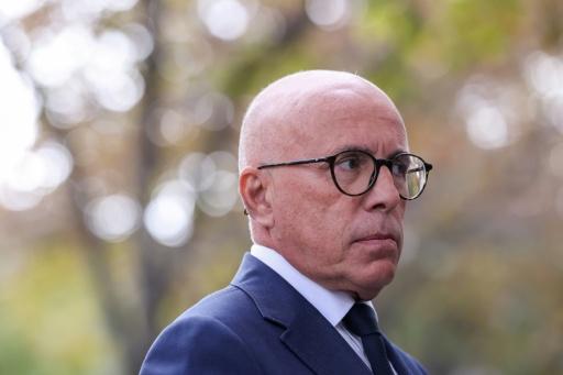 Ciotti appelle Retailleau à le rejoindre "dans une maison de droite forte"
