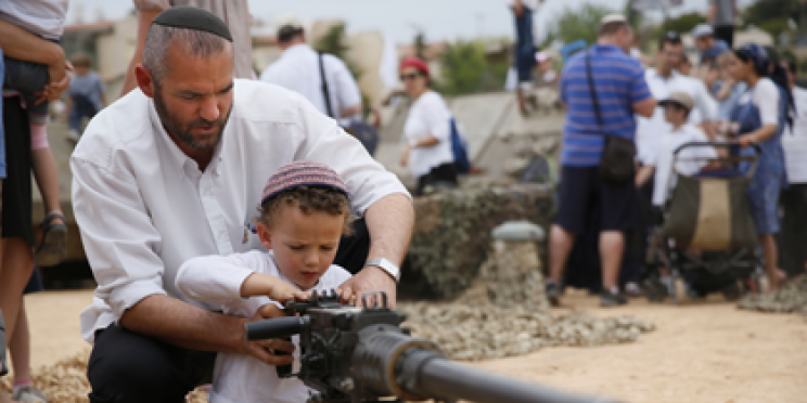 AFP photographer Gali Tibbon wins Israeli Local Testimony photojournalism award in News category