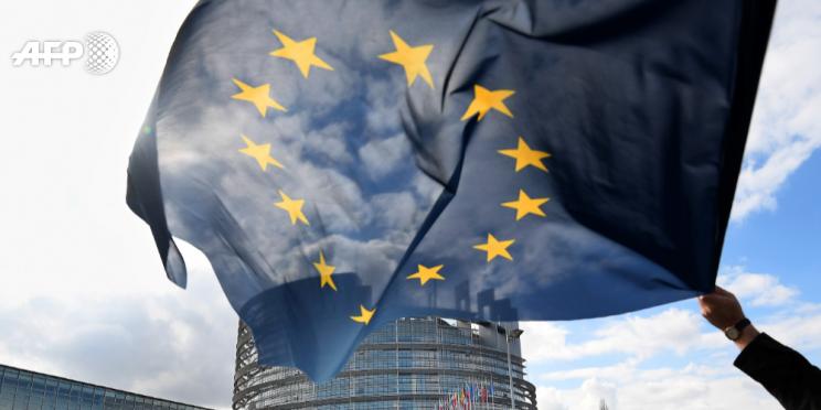 Eurocámara aprueba controvertida reforma de derechos de autor en la UE
