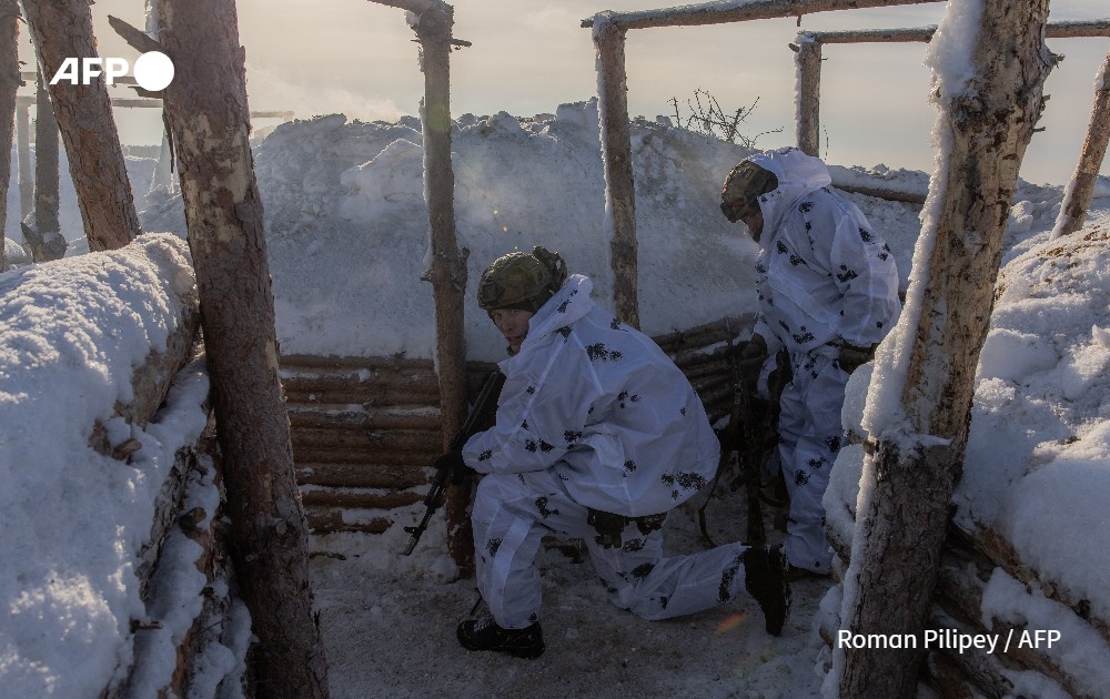 Ukrainian servicemen take part in a military training